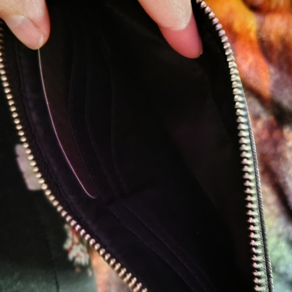 GUESS Black Embossed Wristlet - Picture 4 of 6